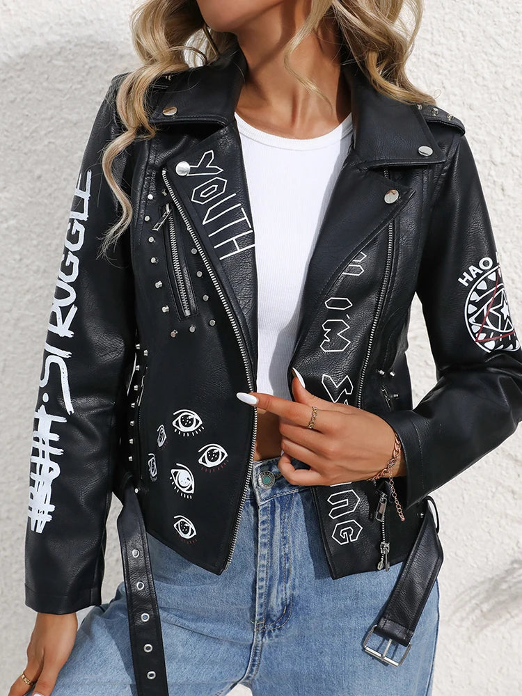 Veste en Cuir Ceinturée Femme – Style Rétro Moto Vintage avec Graffiti